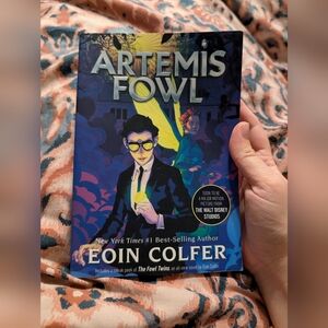 Artemis fowl by Eoin Colfer